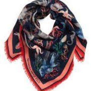 Alexander McQueen Underwater Portrait Scarf, Alexander McQueen, OS, Blue Multi